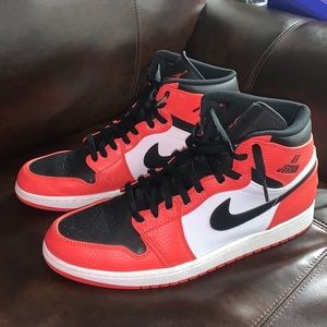 Jordan 1 Retro High Rare Air Max Orange